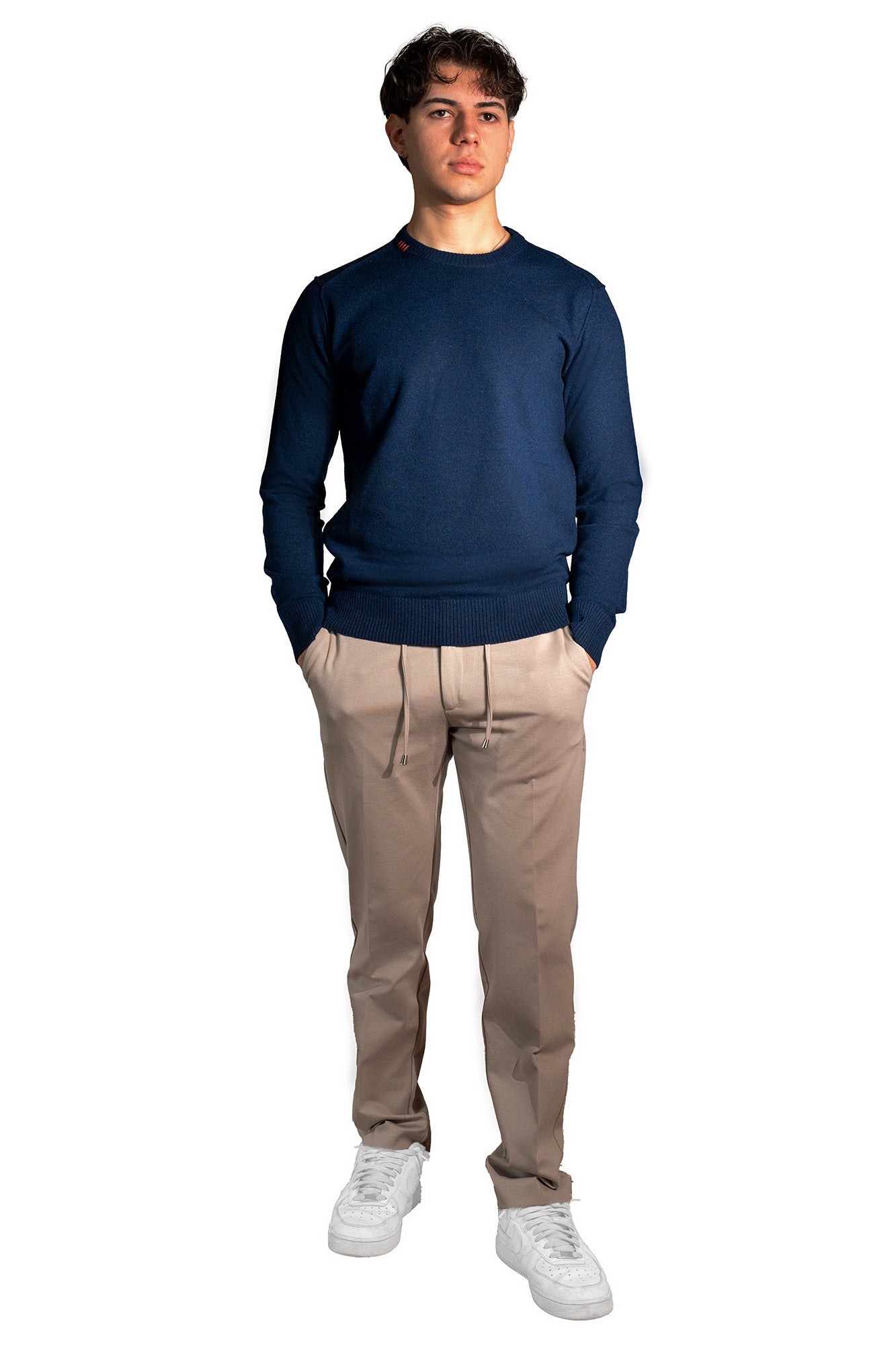 FELPA IN LANA CON TOPPE