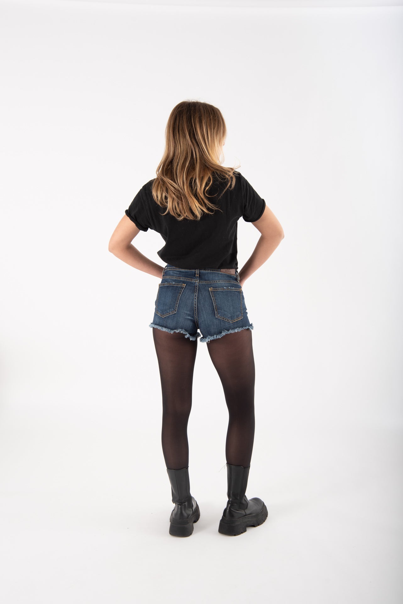 SHORTS JEANS BLU DONNA LAVAGGIO 3