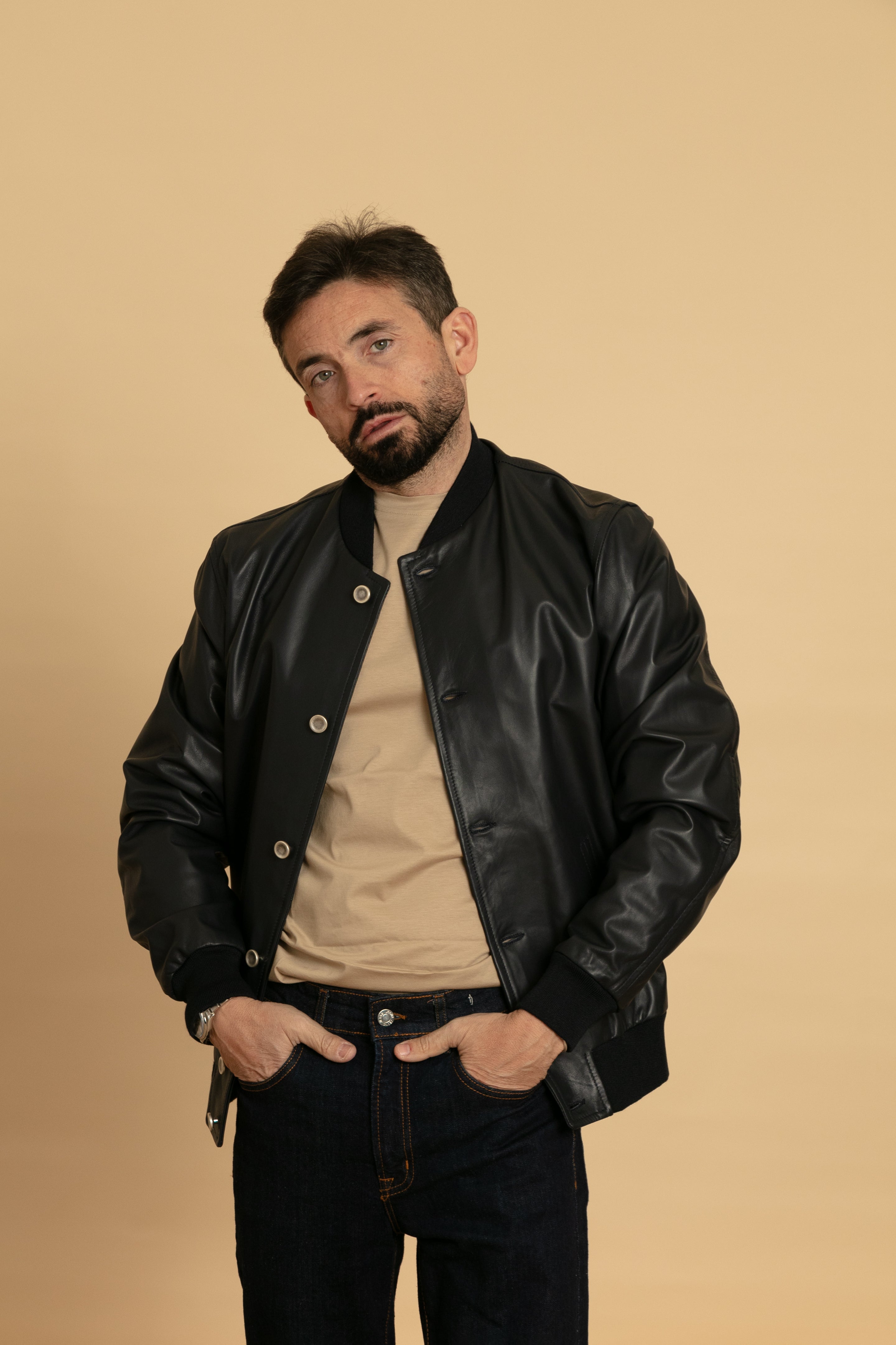 Giubbino in pelle nero