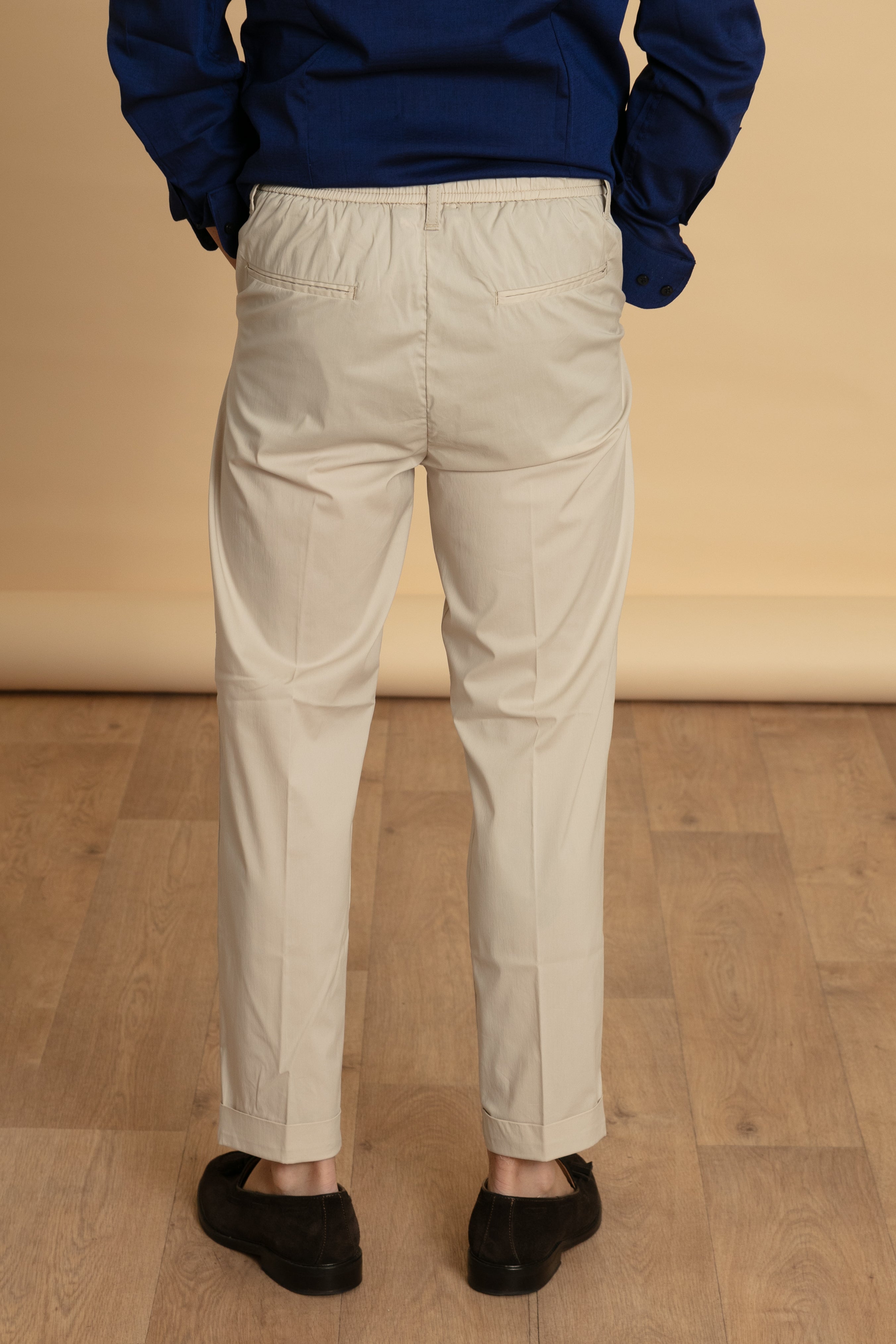 pantalone beige