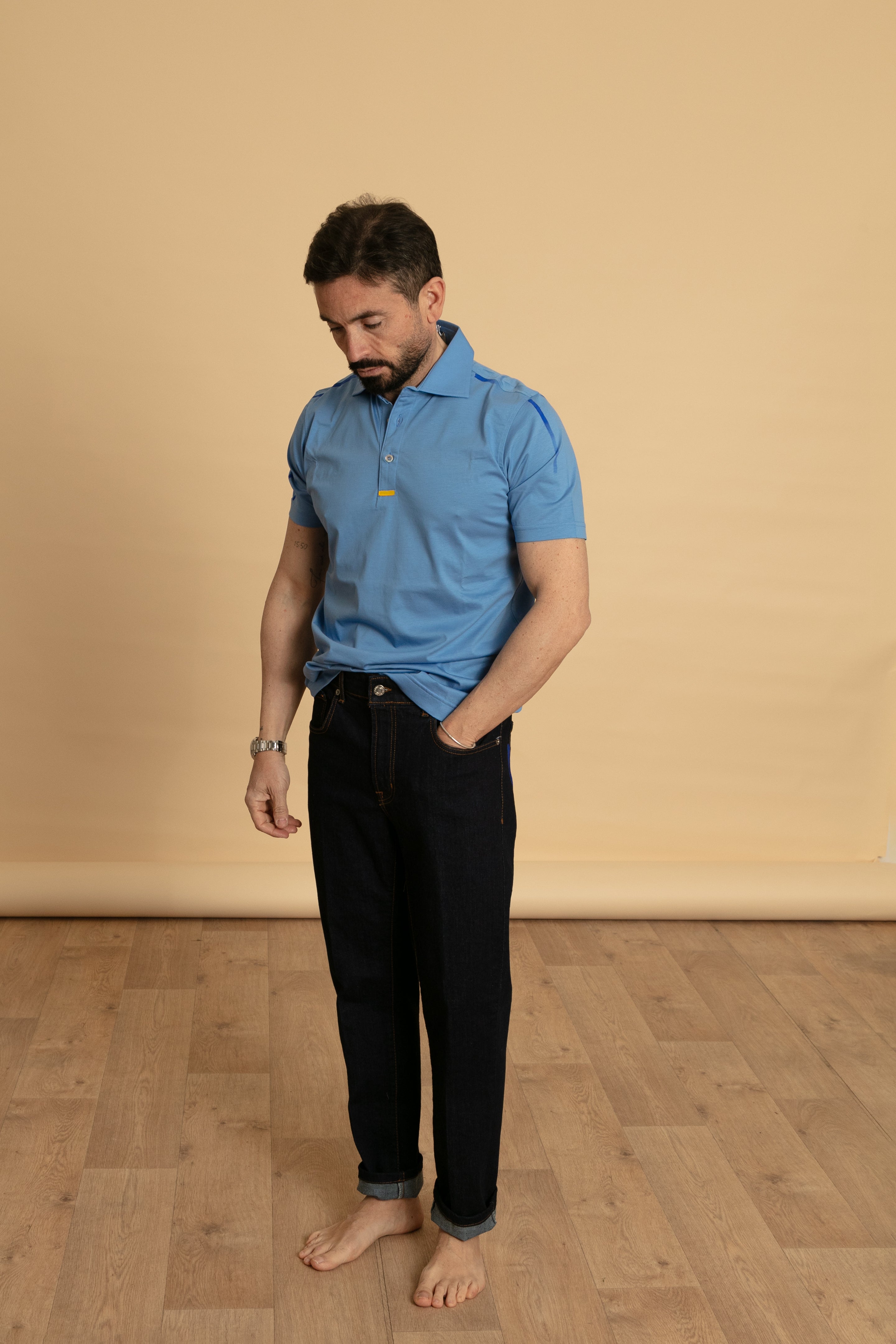 T-shirt azzurra