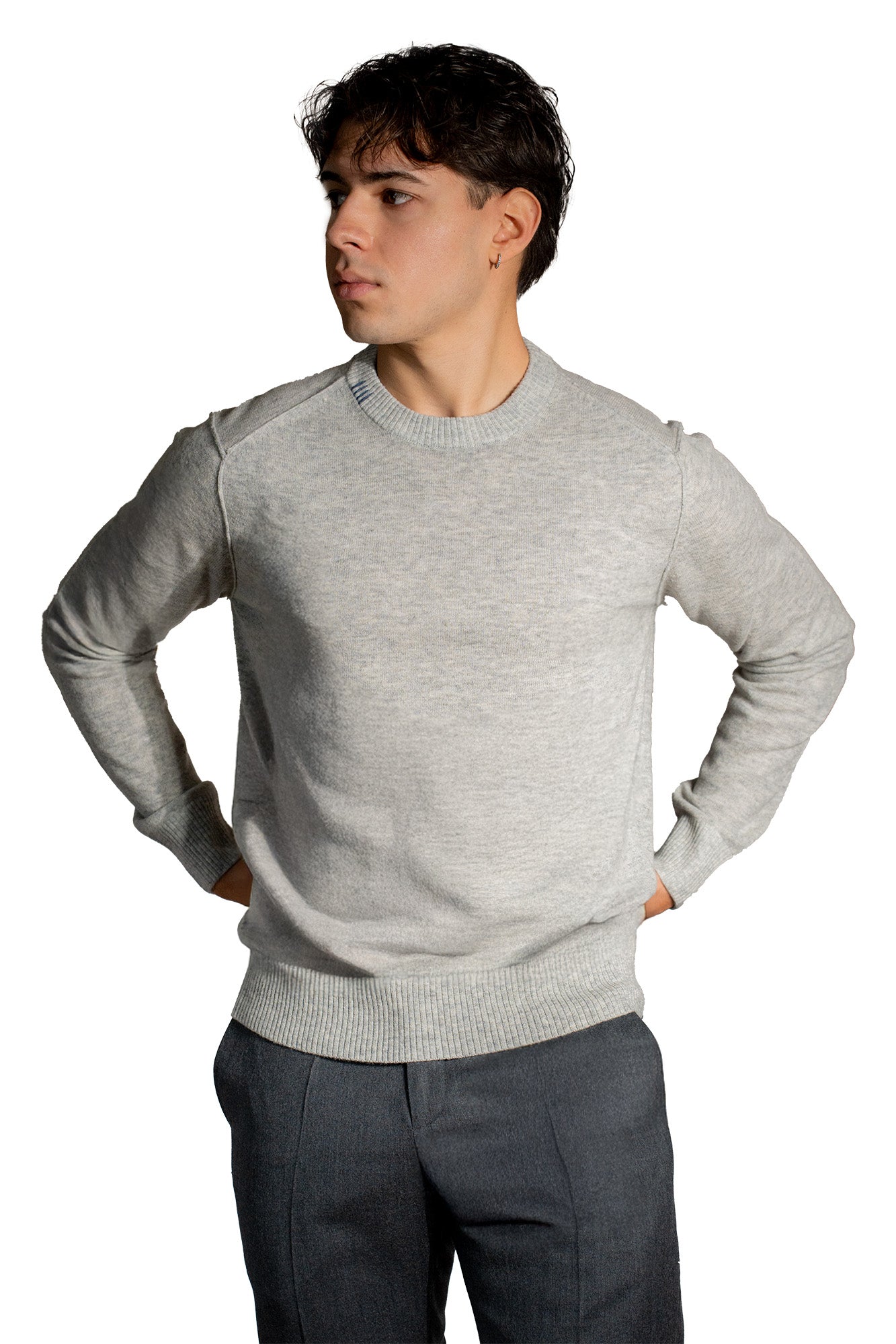 FELPA IN LANA CON TOPPE