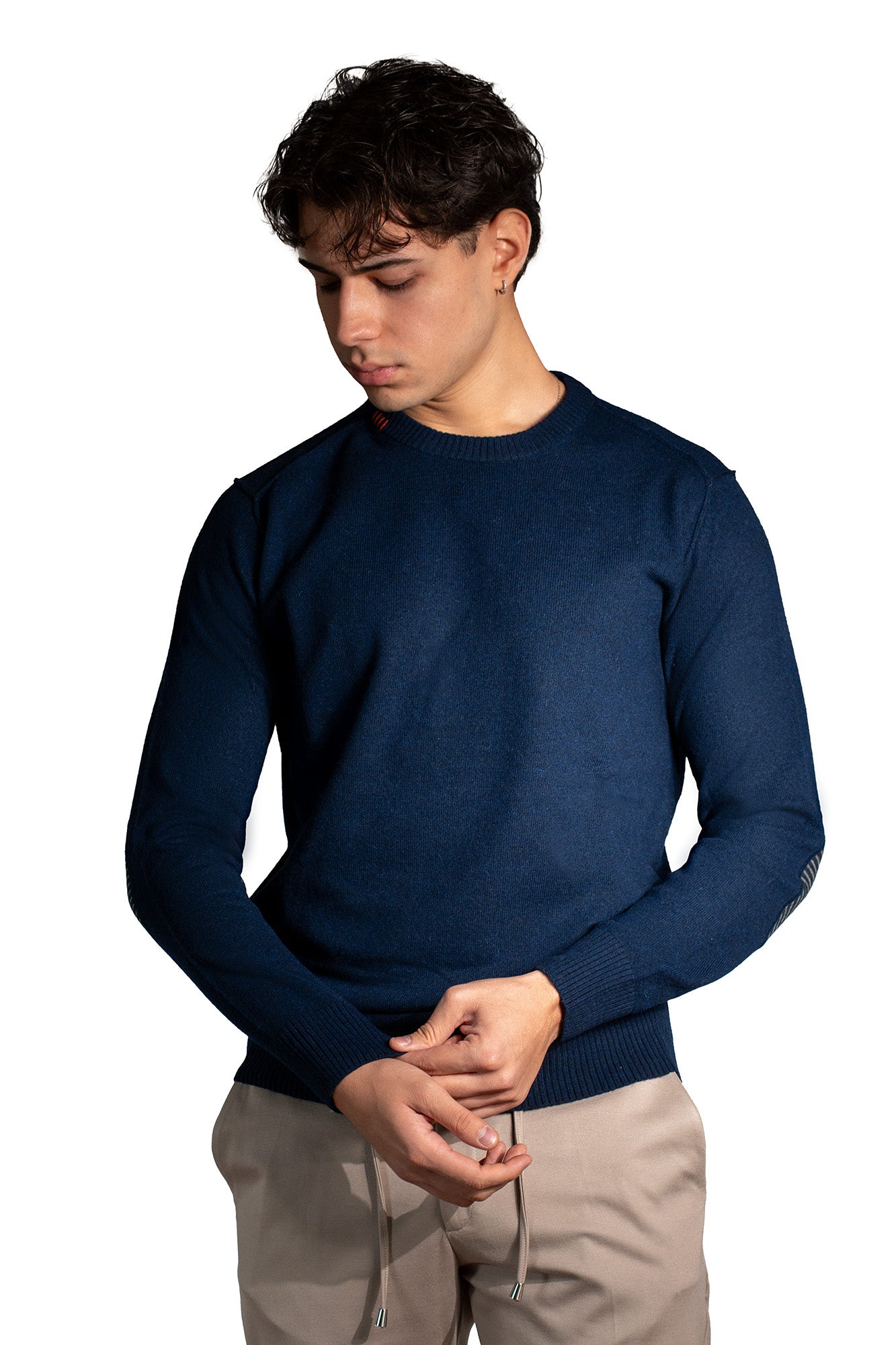 FELPA IN LANA CON TOPPE